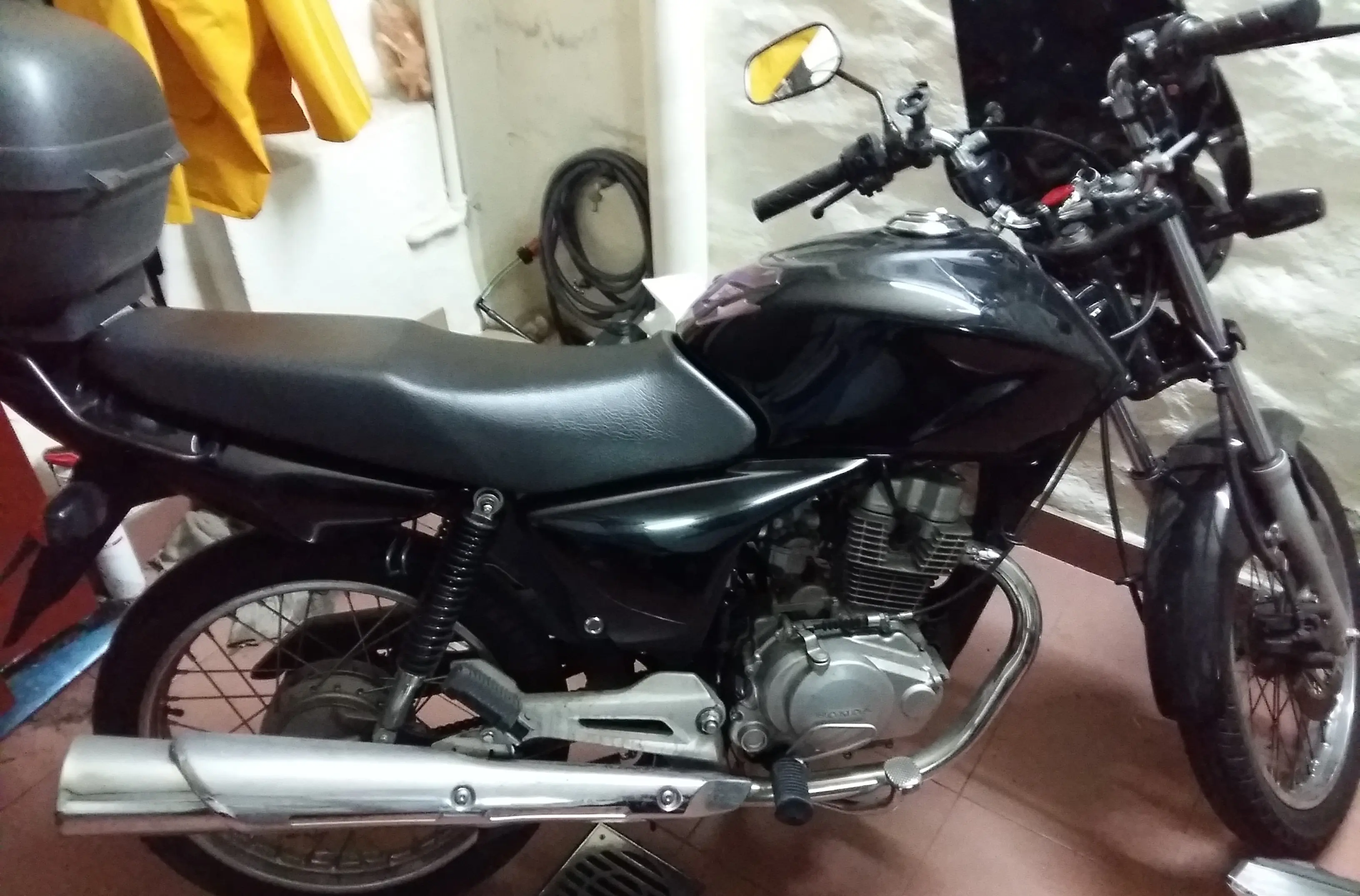 Me compre una moto que acelera mas que un Camaro