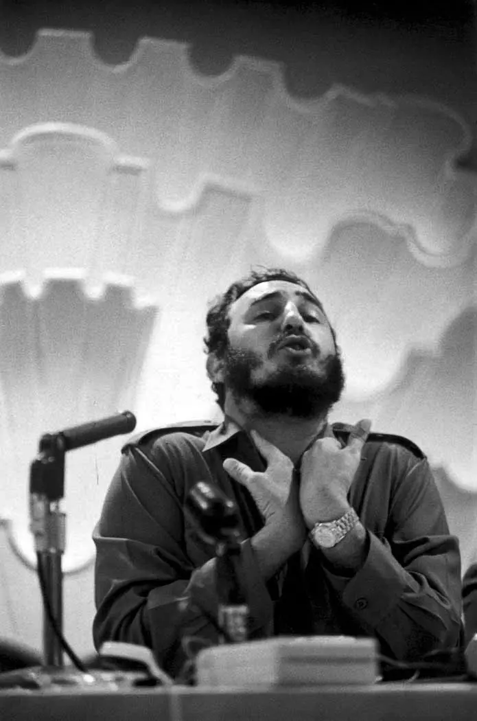 Los Castro y sus Rolex de lujo en Cuba.