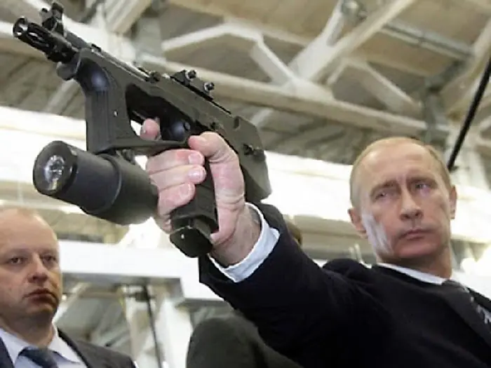 Putin Desintegra Ideología de Género en 5 minutos!