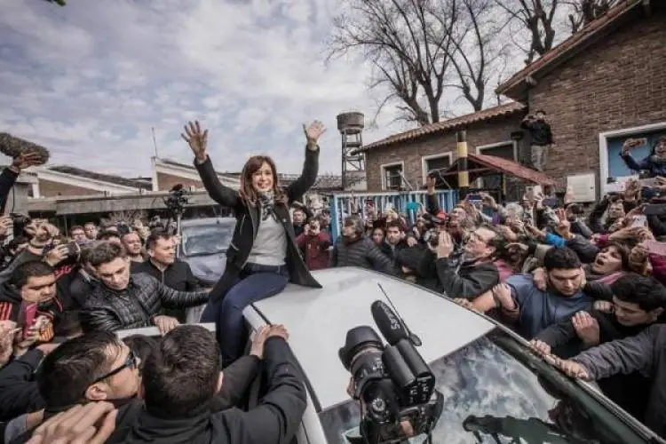 Cristina precandidata más influyente en redes sociales