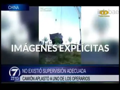 Grúa levantaba camión y aplasto operario, hay video