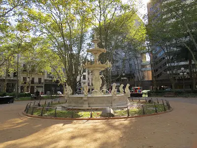 viajeros en contacto