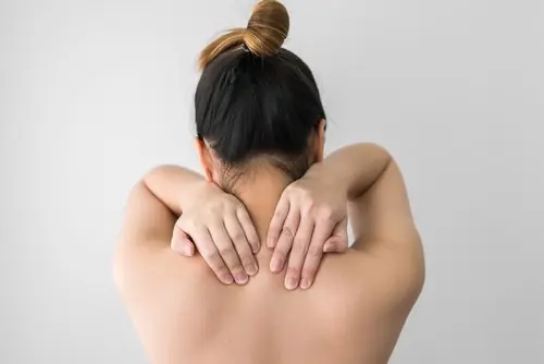 8 problemas de salud por dormir con el cabello húmedo 8 problemas de salud por dormir con el cabello húmedo