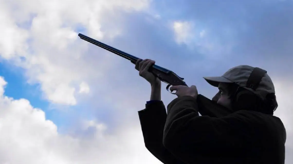 Le piden a la población que no le disparen al huracán Irma