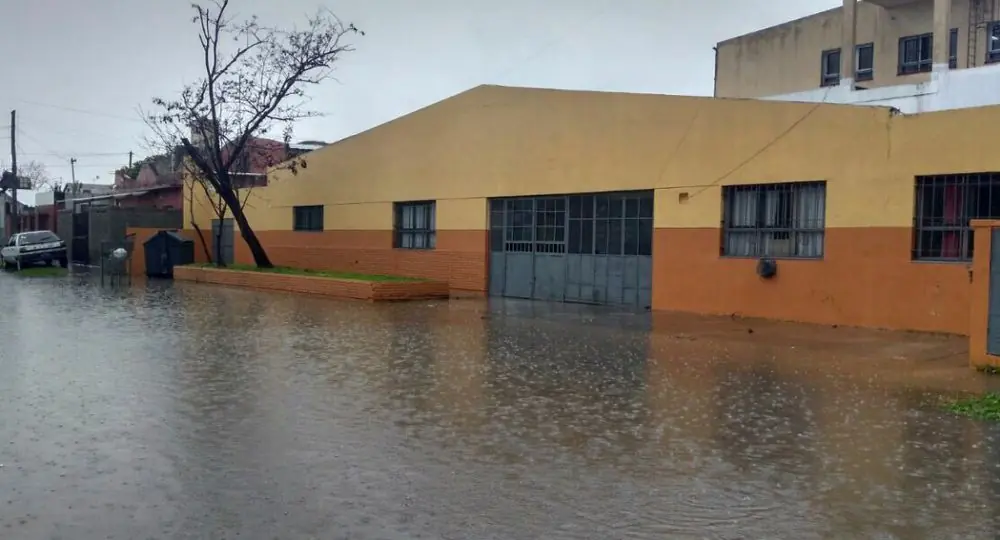 Las obras que Vidal no hizo no funcionaron, se inundo todo