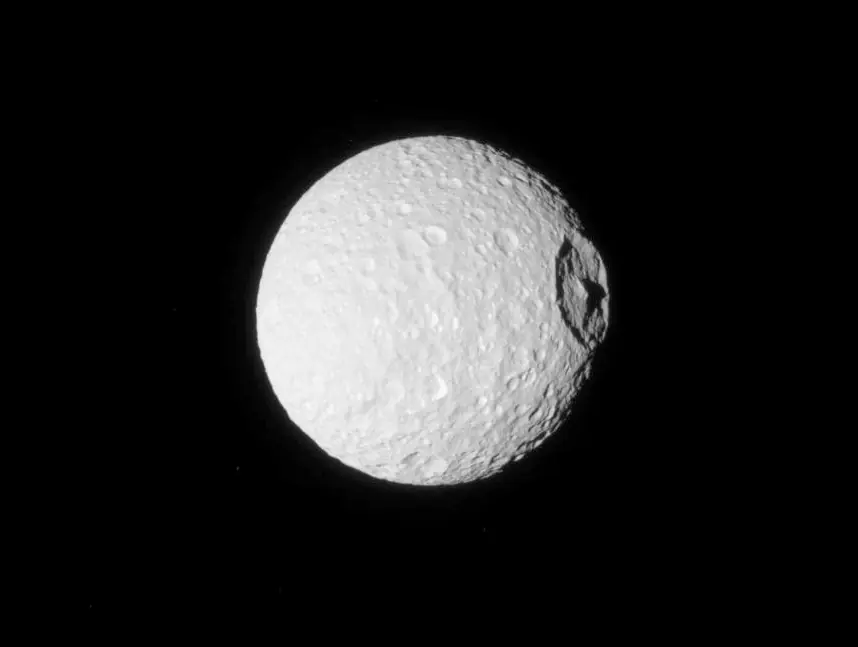 Se acerca el final del viaje,Cassini se estrella en Saturno