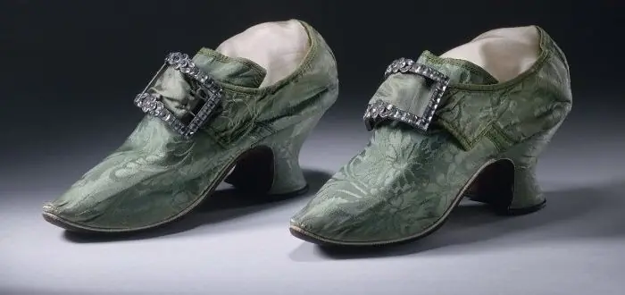 ¿Por qué los hombres dejaron de usar tacones altos?
