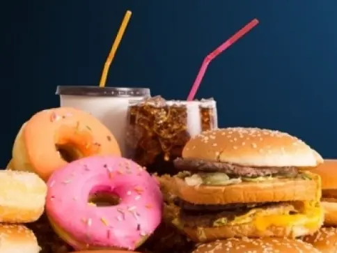 Mientras más hables de comida, más cantidad comerás