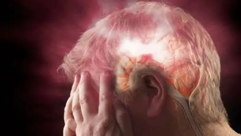 Una aguja para salvar a alguien de un derrame cerebral