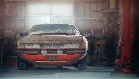 Del polvo a la subasta: hallaron abandonado un Ferrari único