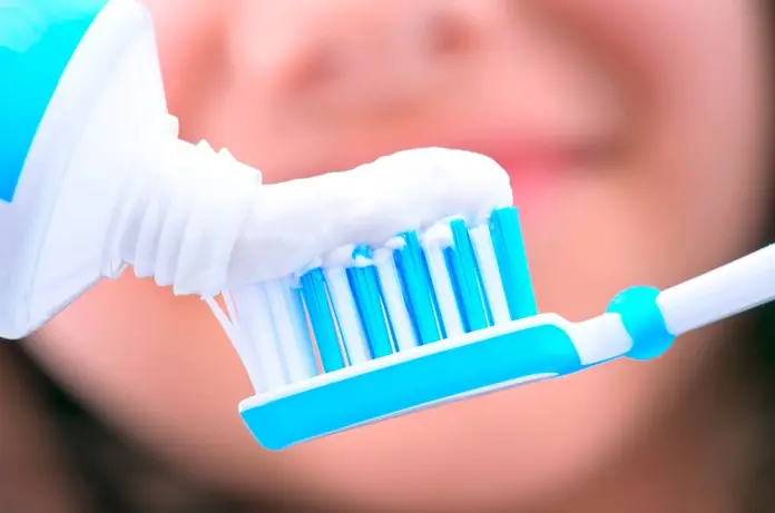 Qué pasa si no te lavas los dientes?