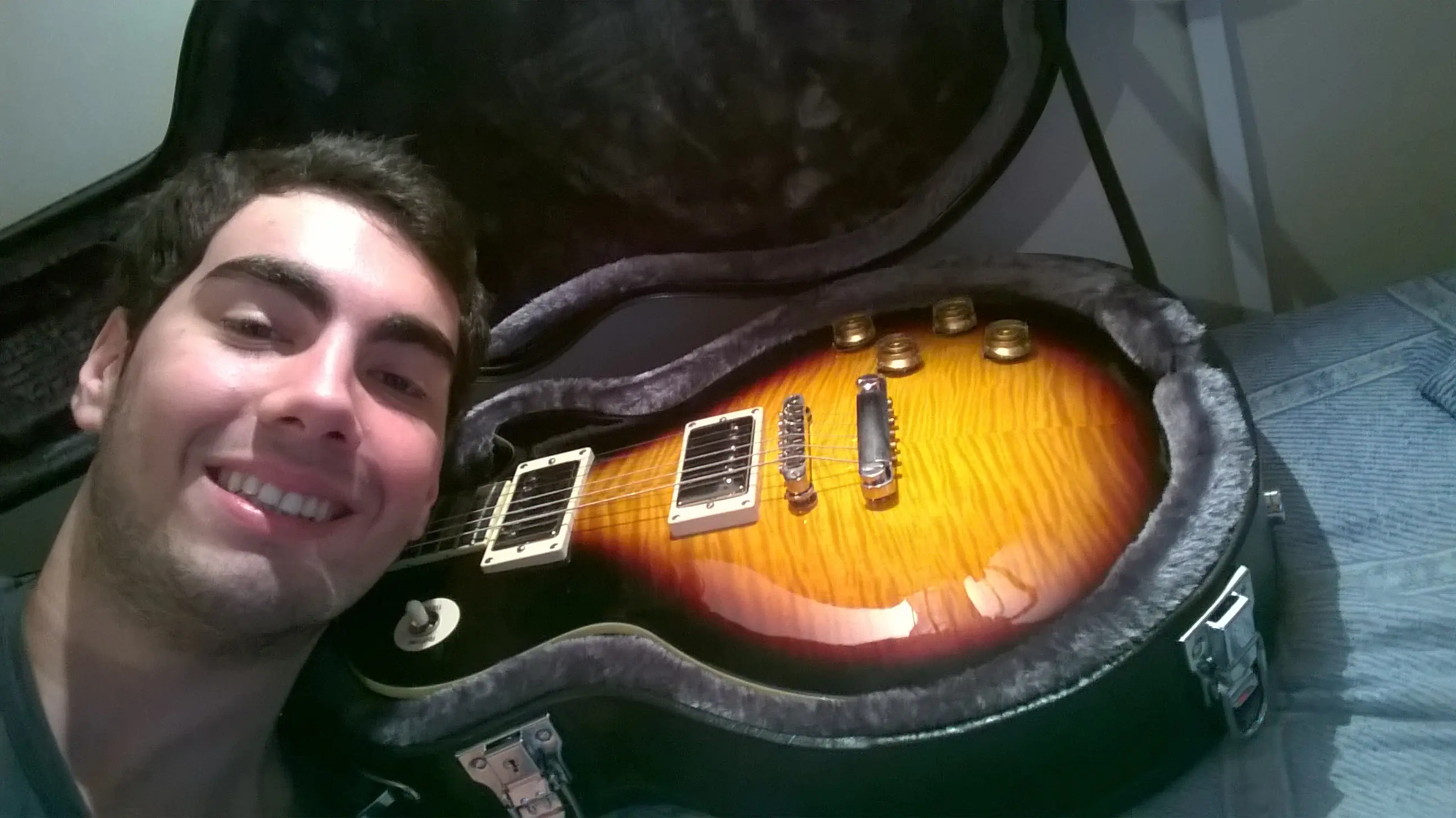 Me compre una guitarra con bits