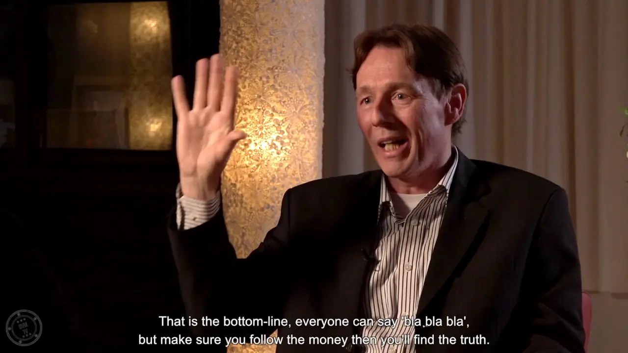 (Nos mienten) Los Iluminatis nos controlan