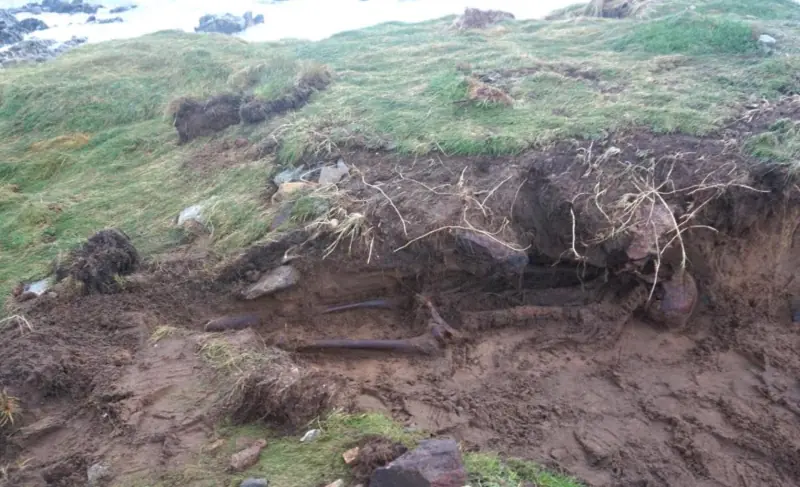 Huracán Ofelia desentierra extraña momia celta de 1500 años
