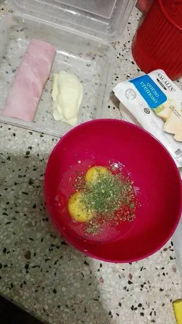 Omelette de jamon queso y provenzal (para principiantes)