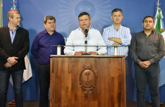 Chaco vs femis mazis (los medios no te lo cuentan) Chaco vs femis mazis (los medios no te lo cuentan)