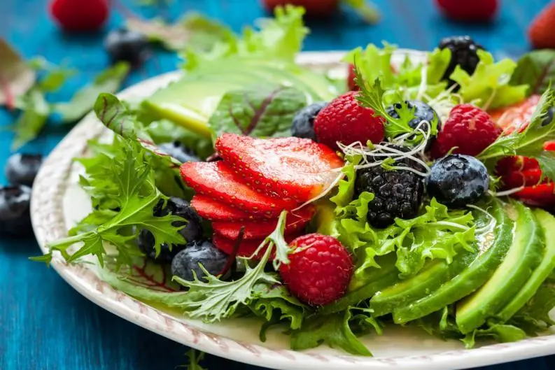 5 formas de incorporar especias a tus ensaladas