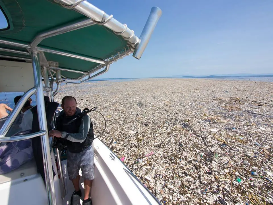 Impresionantes fotos en el Caribe muestran “mar de plást
