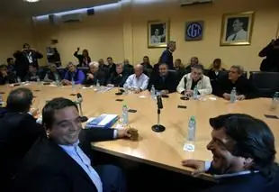 Principio de acuerdo entre el Gobierno y CGT #ReformaLaboral