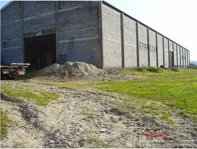 Compró una bodega abandonada,y una millonaria sorpresa