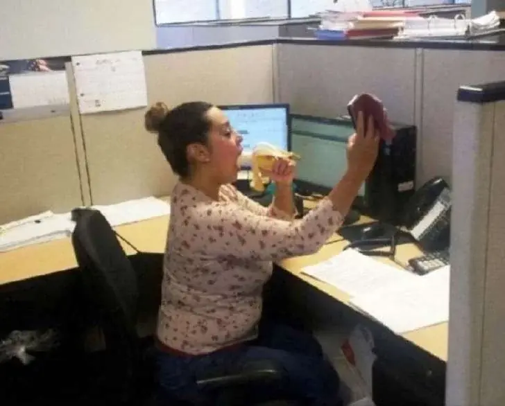 Ellos se tomaron una selfie en los momentos más inapropiados
