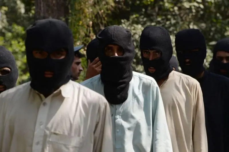 ISIS decapita a 15 de sus propios combatientes en Afganistán