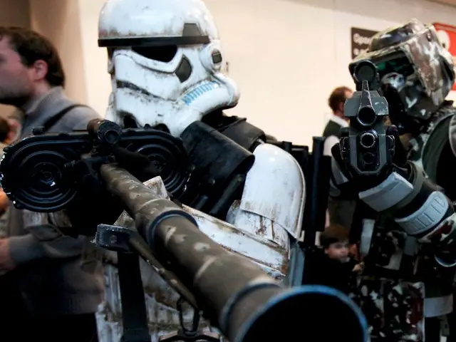 Estranguló a su esposa por romper sus juguetes de StarWars