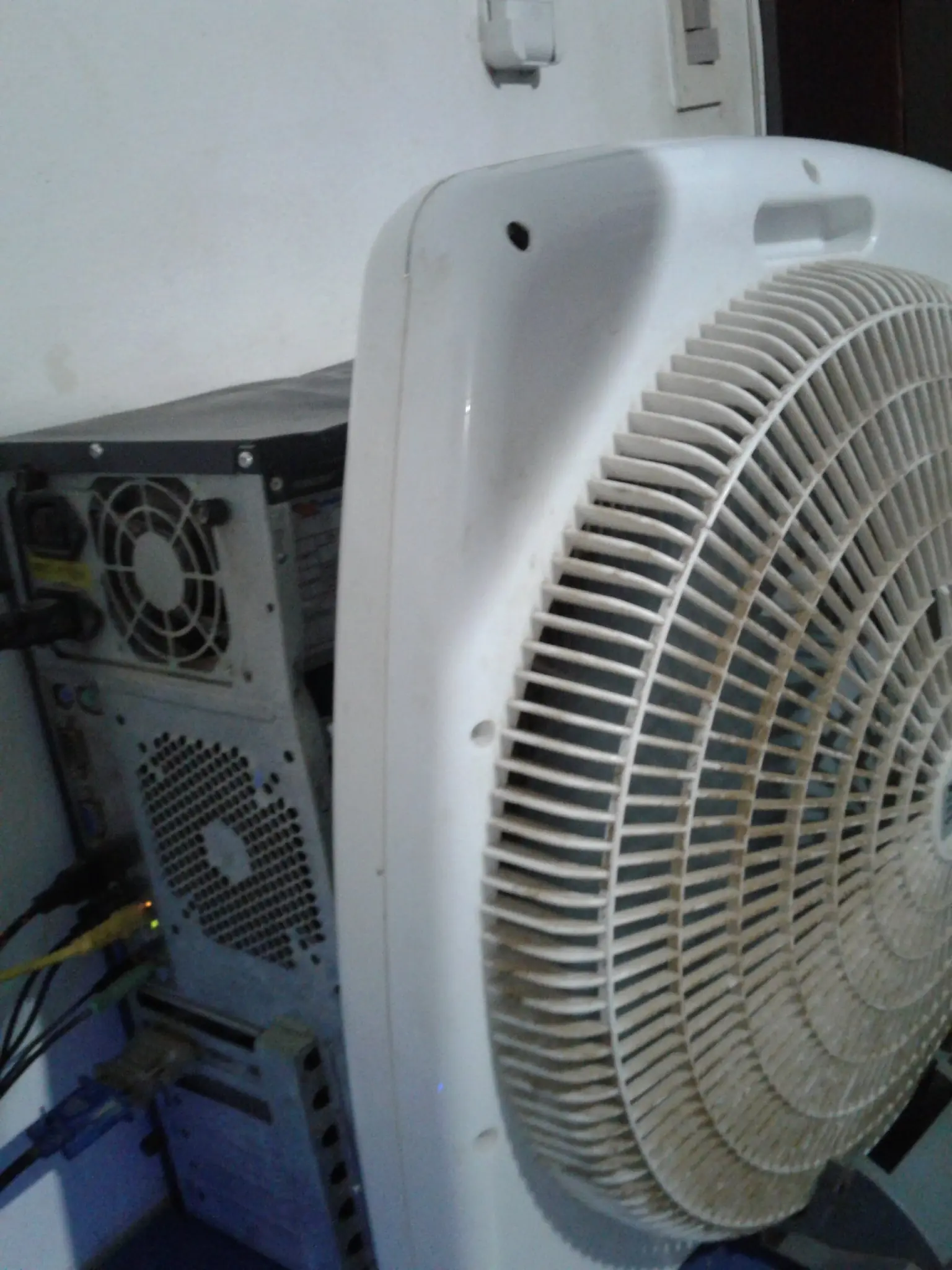 CPU