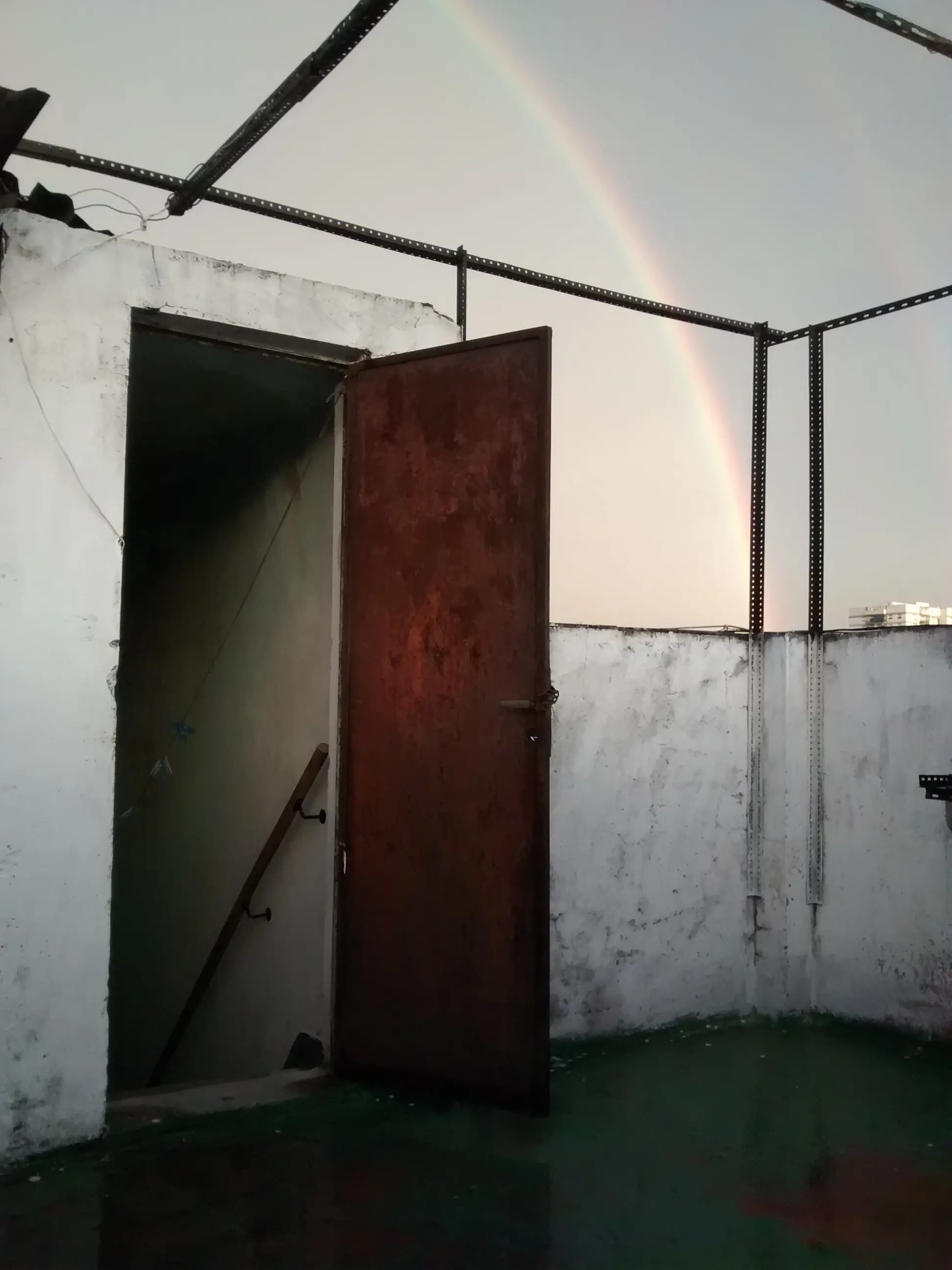 El arco iris, como si no pasara nada