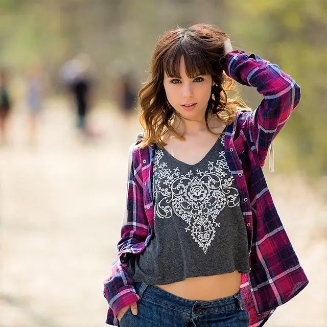 Bienvenida "Ariel Rebel", diosa total en instagram