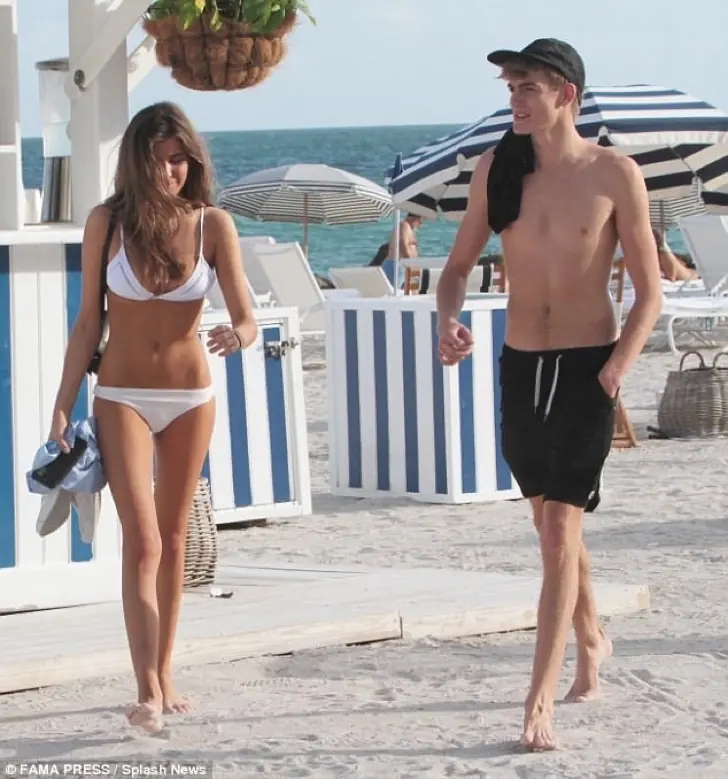 Asi luce el hijo de Cindy Crawford que ya tiene 18 años