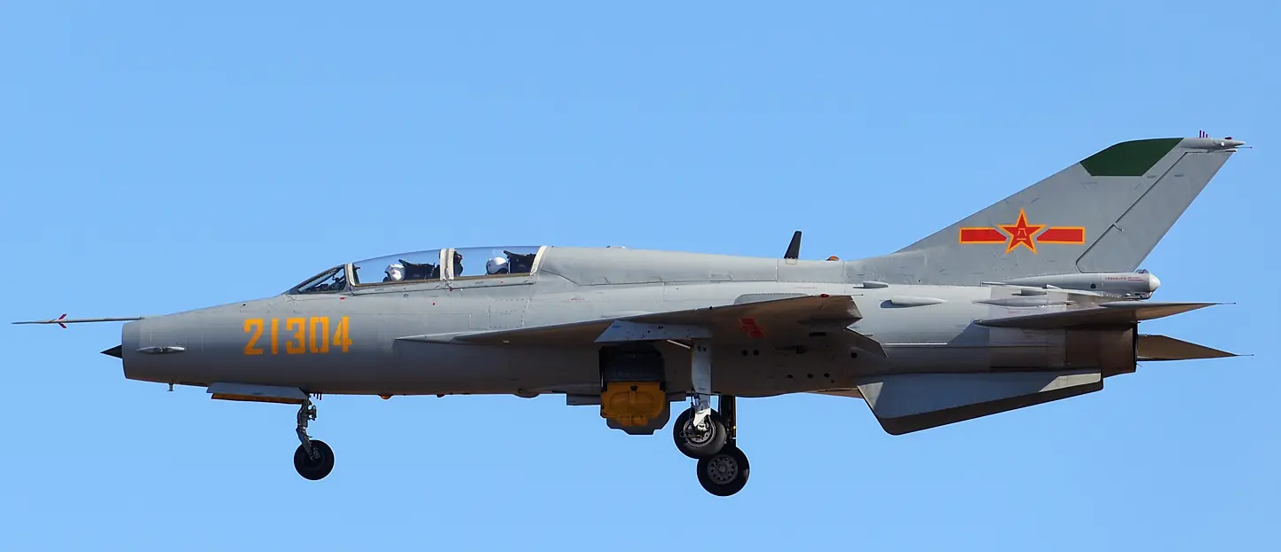 Hongdu JJ7A