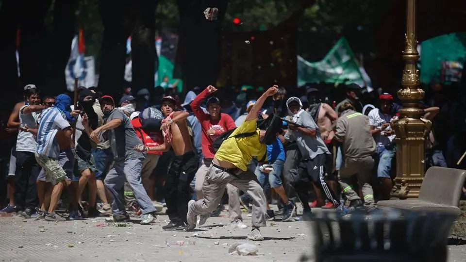 Hagamos top la marcha pacifica de los jubilados