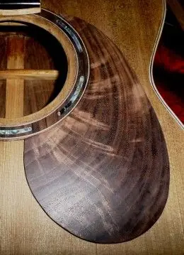 Construyendo una guitarra acústica