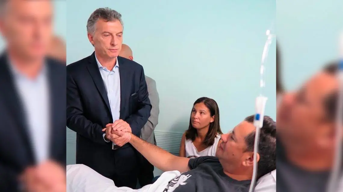 El desubicado chiste de Mauricio Macri a un policía
