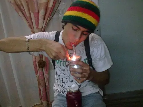 Sos alto virg8 y no sabés cebar mate? Pasá, te explico