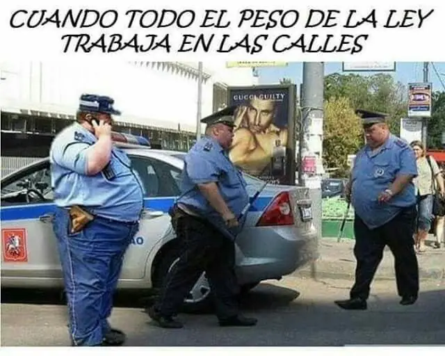 JUEVES