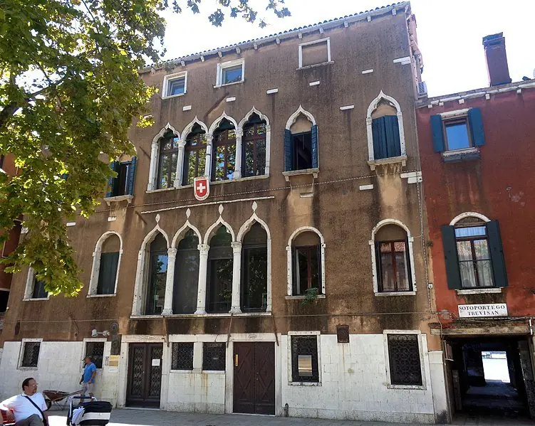 Consulados