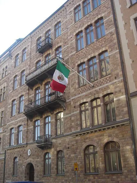 Consulados
