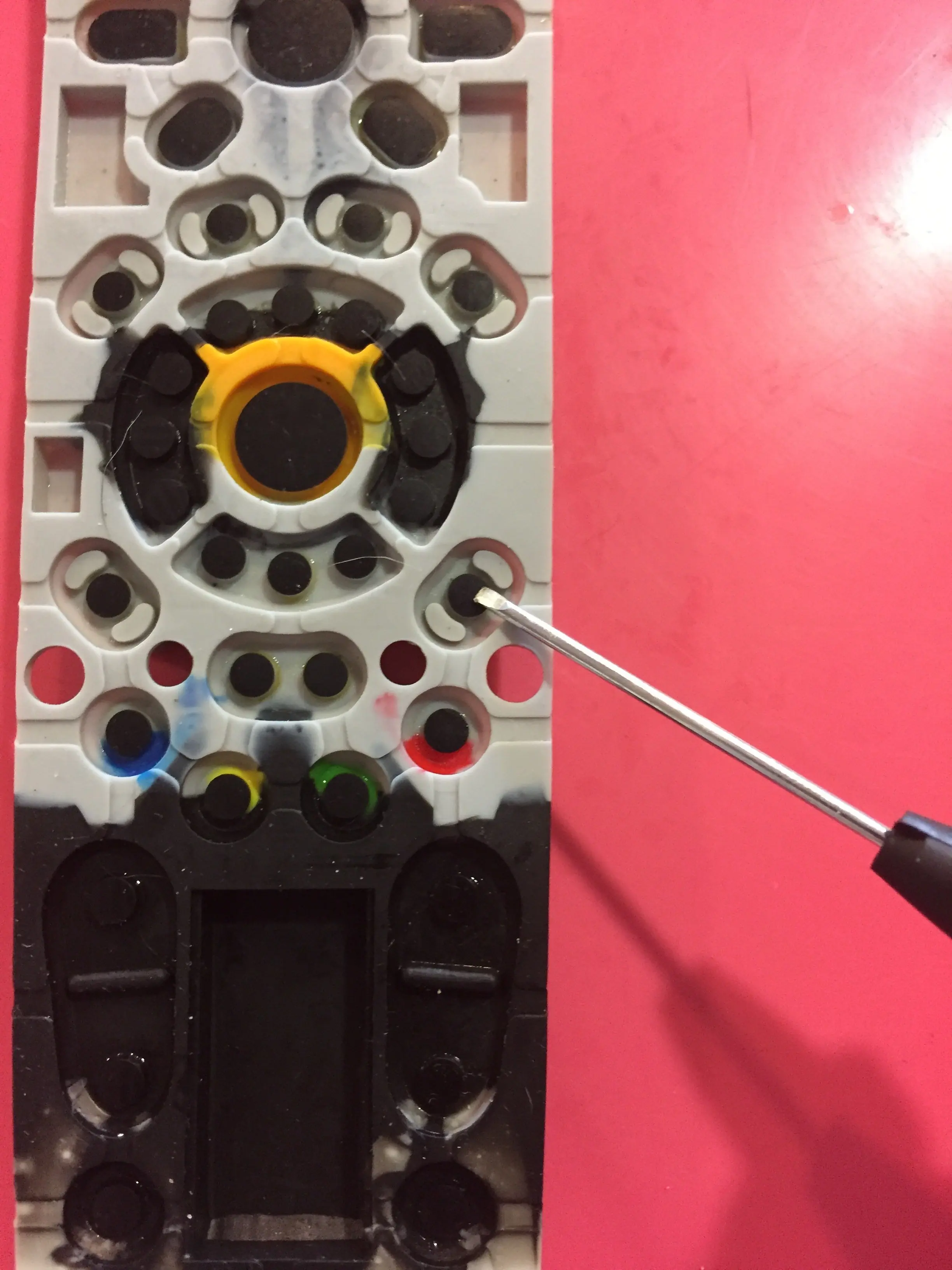 Como limpiar un control remoto (cualquiera)
