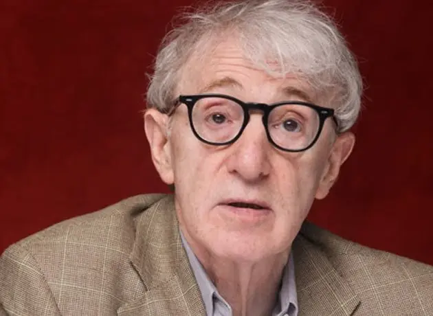 Woody Allen obsesionado con las adolescentes