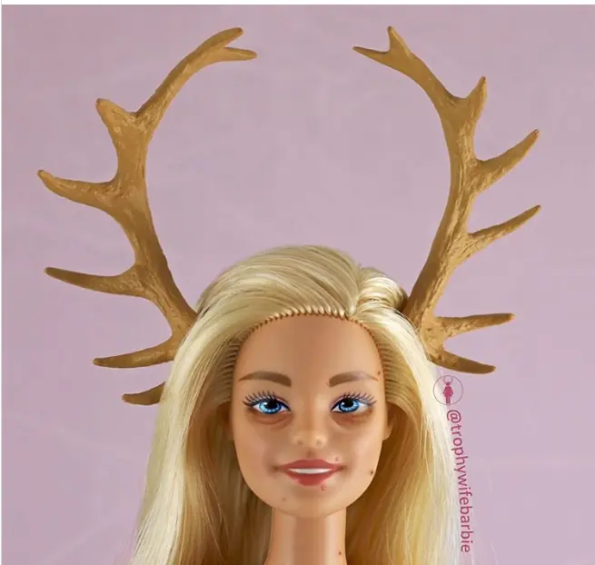 Conoce a la «antibarbie»: que fuma, bebe y tiene celulitis