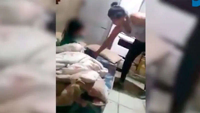 Joven video golpeó hija se justificó, me escondió la tablet