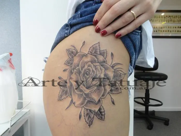 Tatuajes de flores en arte y tatuaje