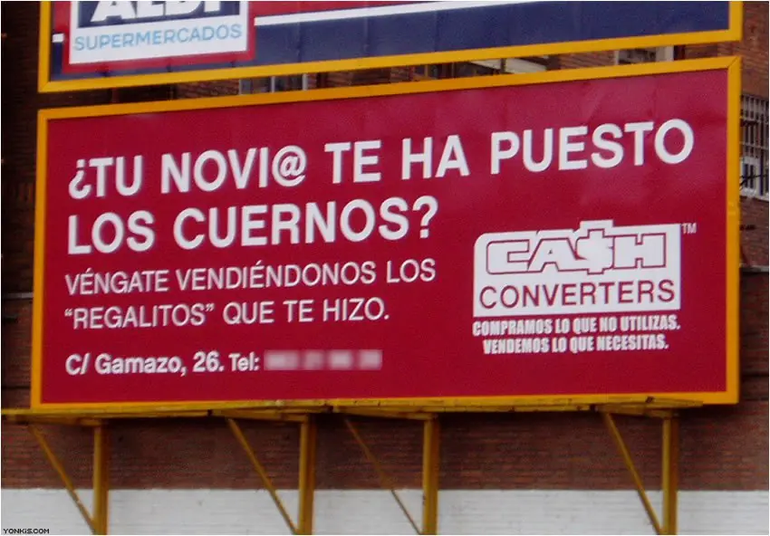 Mirate éstos divertidos carteles, alegra tu noche!