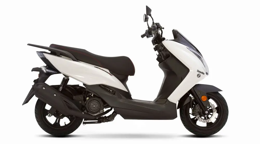 Zanella presenta el nuevo scooter: Cruiser X 2018
