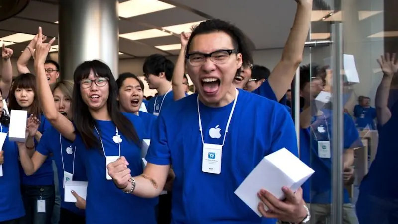 Confesiones que han hecho trabajadores de las tiendas Apple