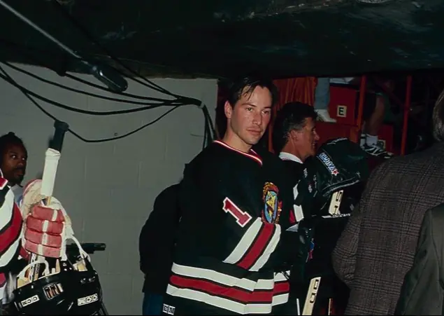Porque Keanu Reeves mas que un actor es un tipo admirable Porque Keanu Reeves mas que un actor es un tipo admirable