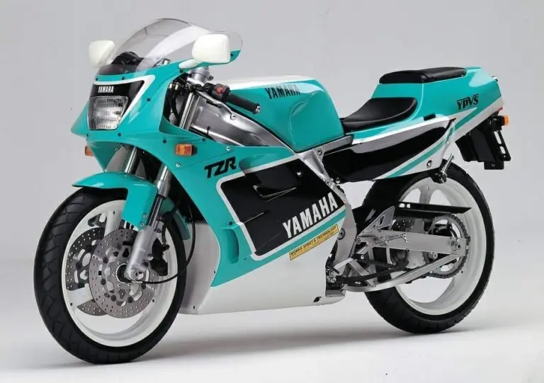 5 motos de 250 cc que no envidian a una Moto3 5 motos de 250 cc que no envidian a una Moto3