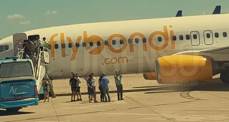 Alerta amarilla: aterrizaje de emergencia de Flybondi